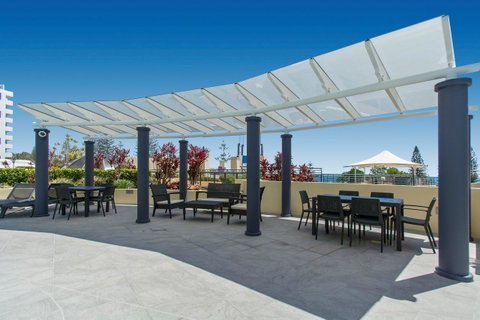 Mantra Mooloolaba Beach - Holiday Cairns 8