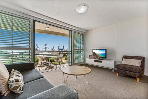 Mantra Mooloolaba Beach - Holiday Cairns 7