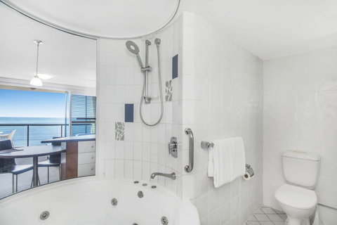 Mantra Mooloolaba Beach - Holiday Cairns 35