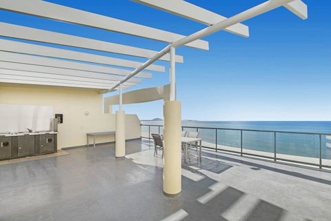 Mantra Mooloolaba Beach - Holiday Cairns 39