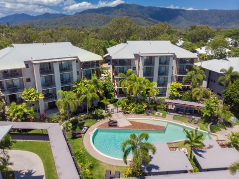 Blue Lagoon Resort - Holiday Cairns 5