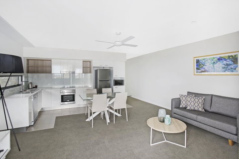 Direct Collective - Sea Breeze Mooloolaba - Holiday Cairns 24