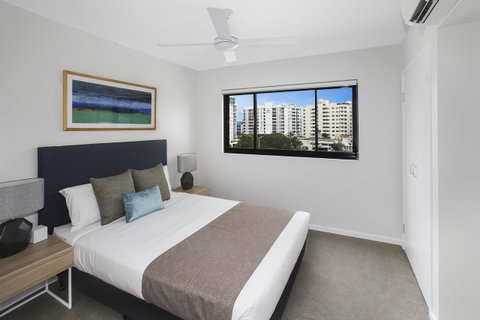 Direct Collective - Sea Breeze Mooloolaba - Holiday Cairns 8