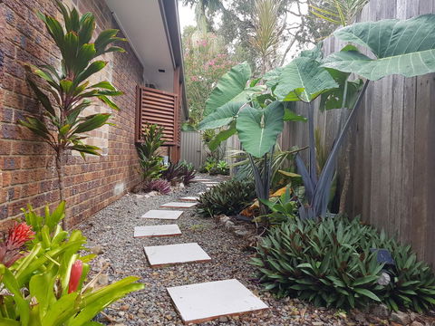 Pandanus Spa Cottage - Holiday Cairns 7
