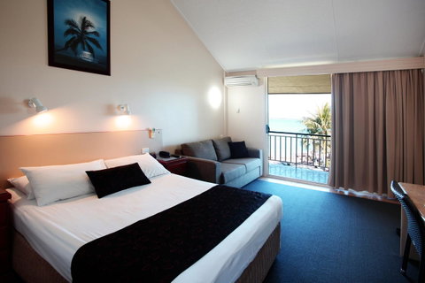 Whitsunday Sands Resort - Holiday Cairns 0