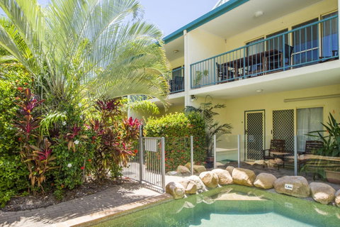 Sails On Horseshoe Apartment 9 - Holiday Cairns 11