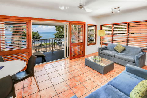 Paradise On The Beach Resort - Holiday Cairns 12
