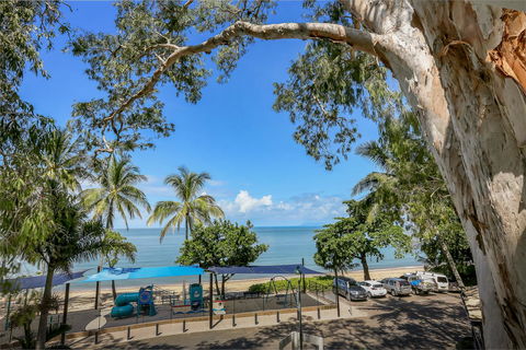 Paradise On The Beach Resort - Holiday Cairns 14