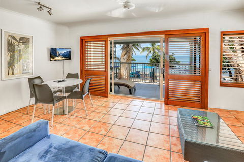 Paradise On The Beach Resort - Holiday Cairns 8