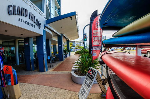 Grand Palais Boolarong Beachside Apartments - Holiday Cairns 43