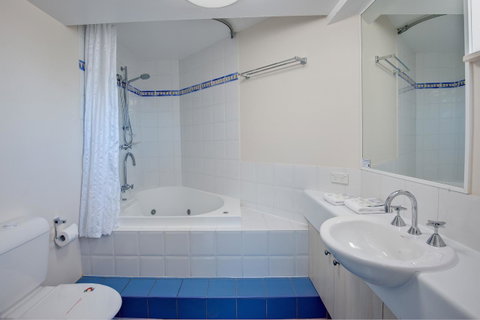 Nautilus Resort Mooloolaba - Holiday Cairns 32