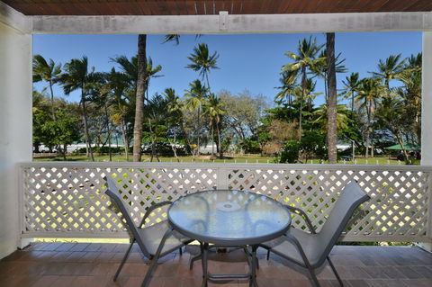 Seascape Holidays At Beachfront Terraces - Holiday Cairns 26
