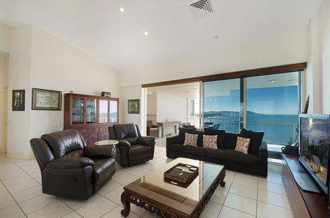 Mariners North Holiday Apartments - Holiday Cairns 43