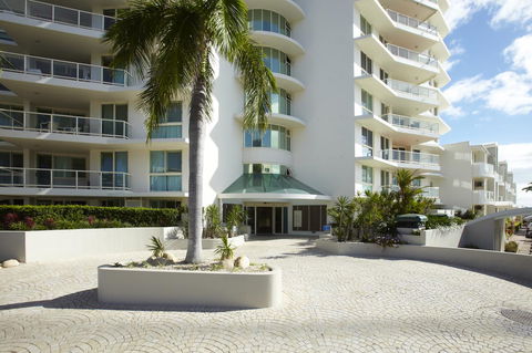 Mariners North Holiday Apartments - Holiday Cairns 16