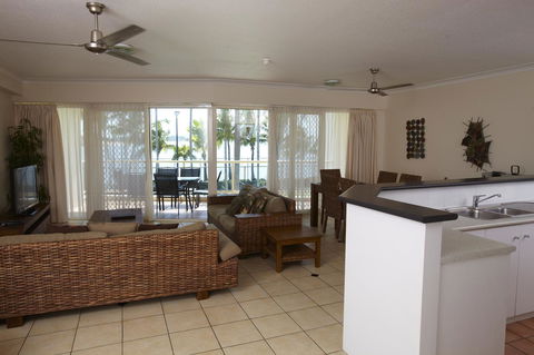 Mariners North Holiday Apartments - Holiday Cairns 31