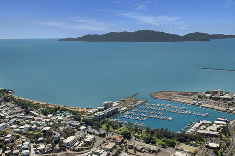 Mariners North Holiday Apartments - Holiday Cairns 21