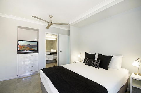 Mariners North Holiday Apartments - Holiday Cairns 35