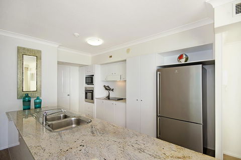 Mariners North Holiday Apartments - Holiday Cairns 24