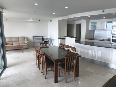 Cilento Mooloolaba - Holiday Cairns 33