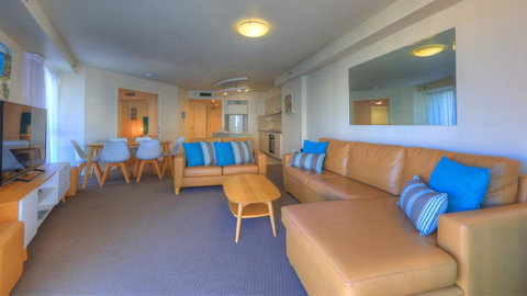 Cilento Mooloolaba - Holiday Cairns 2