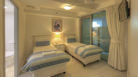 Cilento Mooloolaba - Holiday Cairns 23