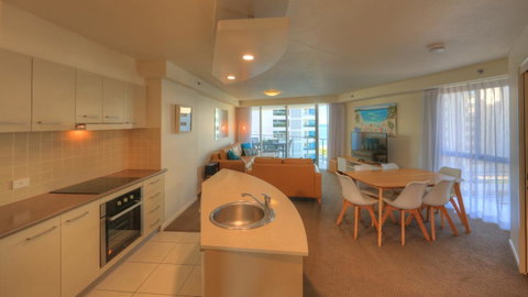 Cilento Mooloolaba - Holiday Cairns 8