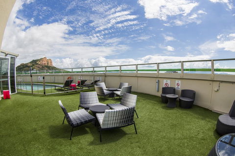 Hotel Grand Chancellor Townsville - Holiday Cairns 17