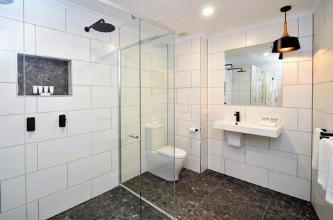 Hotel Grand Chancellor Townsville - Holiday Cairns 6