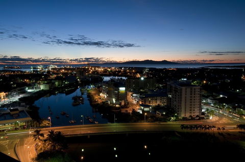 Hotel Grand Chancellor Townsville - Holiday Cairns 34