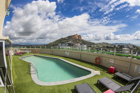 Hotel Grand Chancellor Townsville - Holiday Cairns 16