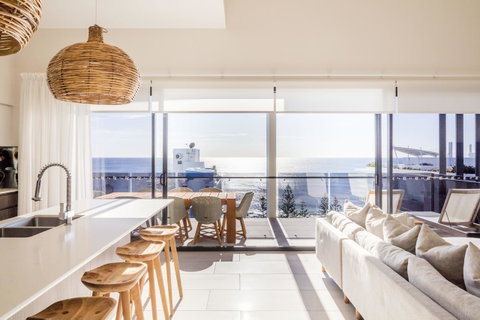 First Light Mooloolaba, Ascend Hotel Collection - Holiday Cairns 1
