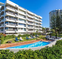 Surfers Chalet - Holiday Cairns