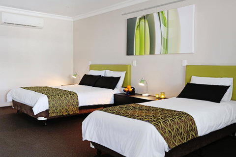 Drovers Motor Inn - Holiday Cairns 1