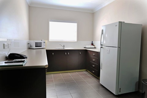 Drovers Motor Inn - Holiday Cairns 17