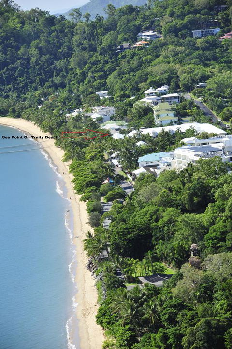 Sea Point On Trinity Beach - Holiday Cairns 30