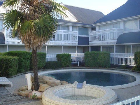 Dalby Manor Motor Inn - Holiday Cairns 12