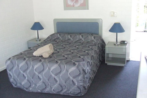 Dalby Manor Motor Inn - Holiday Cairns 36