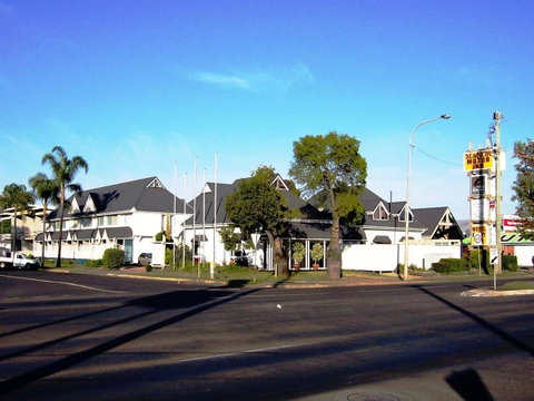 Dalby Manor Motor Inn - Holiday Cairns 19