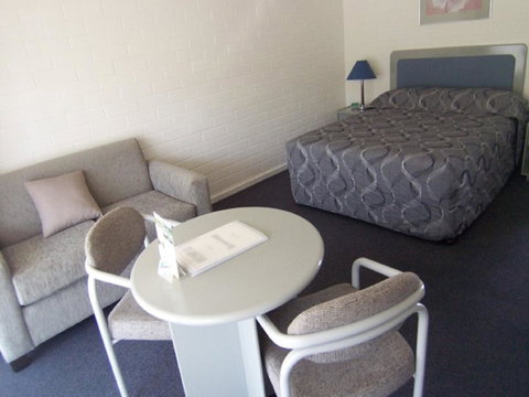 Dalby Manor Motor Inn - Holiday Cairns 33