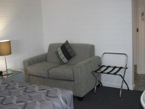 Dalby Manor Motor Inn - Holiday Cairns 34