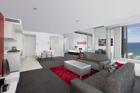 Q1 Resort & Spa - Official - Holiday Cairns 27