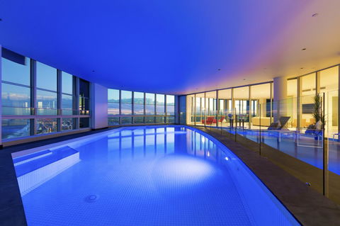 Q1 Resort & Spa - Official - Holiday Cairns 16