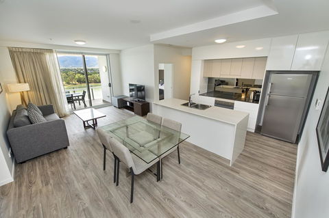 Empire Apartment Hotel Rockhampton - Holiday Cairns 18