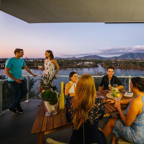 Empire Apartment Hotel Rockhampton - Holiday Cairns 16