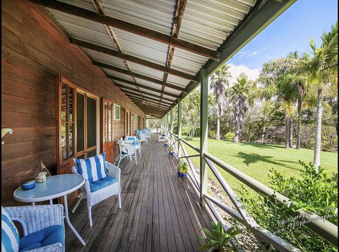 The Hideaway Agnes Water (Adults Only) - Holiday Cairns 24