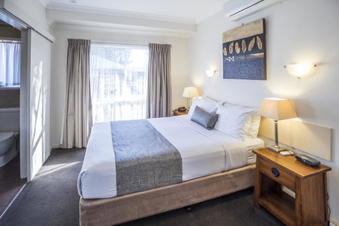 Emerald Maraboon Motor Inn - Holiday Cairns 0