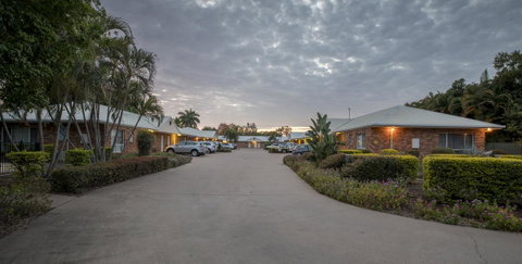 Emerald Maraboon Motor Inn - Holiday Cairns 8