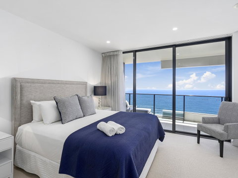 Oracle Resort Broadbeach - Gclr - Holiday Cairns 26