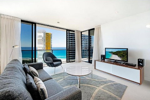 Oracle Resort Broadbeach - Gclr - Holiday Cairns 4