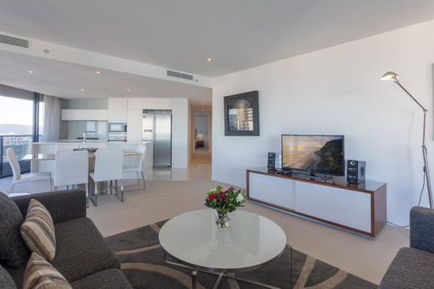 Oracle Resort Broadbeach - Gclr - Holiday Cairns 7